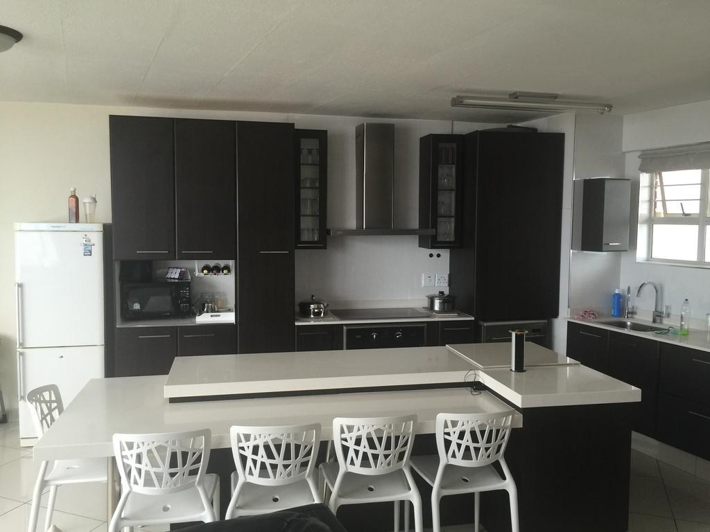 South Coast Beachfront Holiday Apartments Amanzimtoti Eksteriør billede