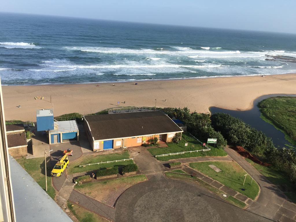 Shangri-La Beach Front Holiday Apartments Amanzimtoti Eksteriør billede