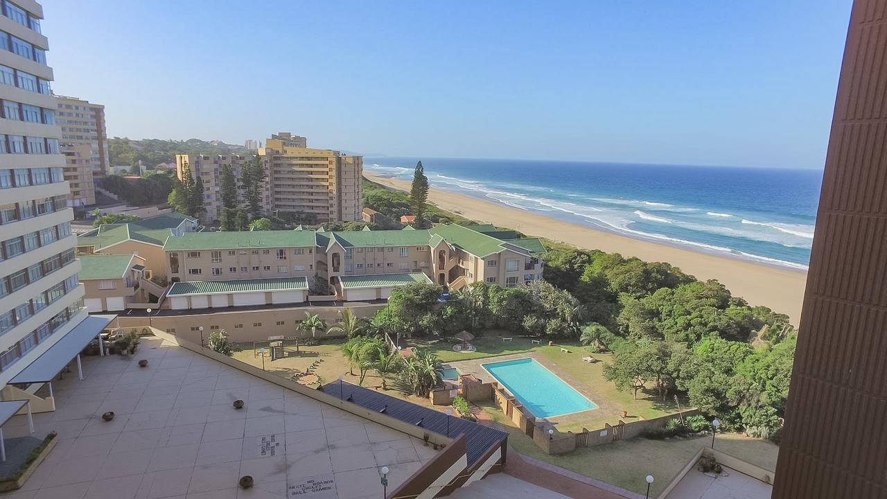 Shangri-La Beach Front Holiday Apartments Amanzimtoti Eksteriør billede