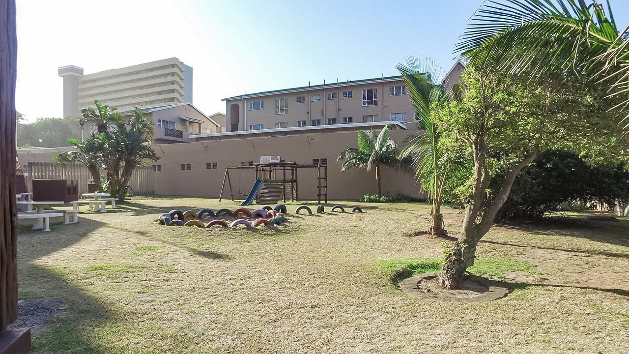South Coast Beachfront Holiday Apartments Amanzimtoti Eksteriør billede